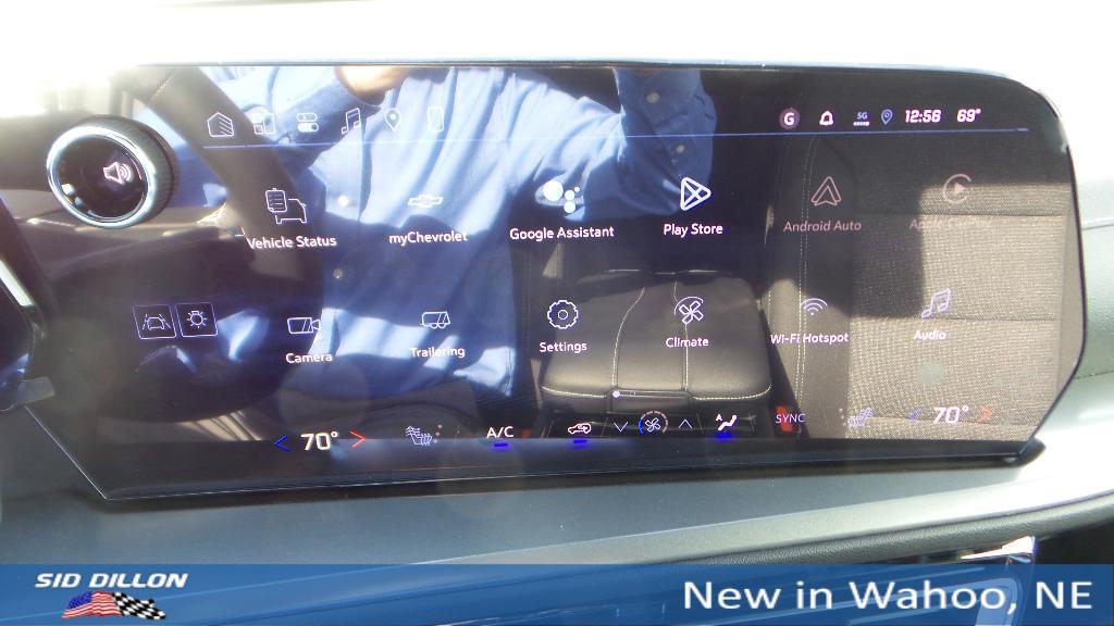 new 2026 Chevrolet Traverse car, priced at $48,205