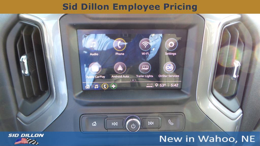 new 2025 Chevrolet Silverado 1500 car, priced at $40,950