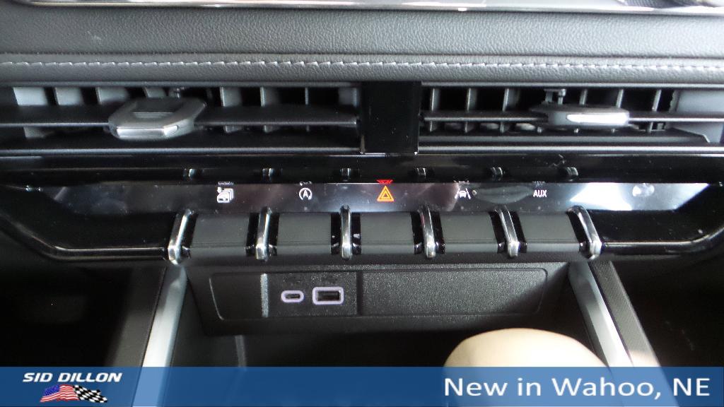 new 2024 Chevrolet Colorado car, priced at $41,730