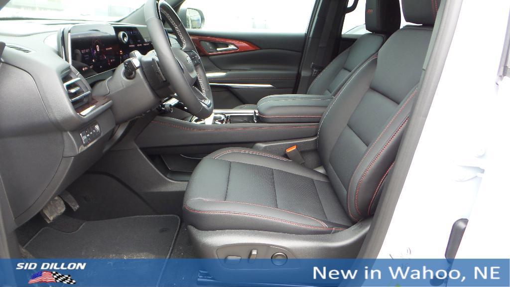 new 2026 Chevrolet Traverse car, priced at $58,450