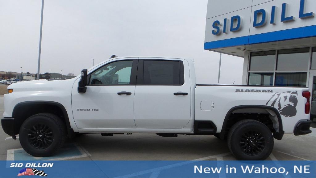 new 2025 Chevrolet Silverado 3500 car, priced at $57,185