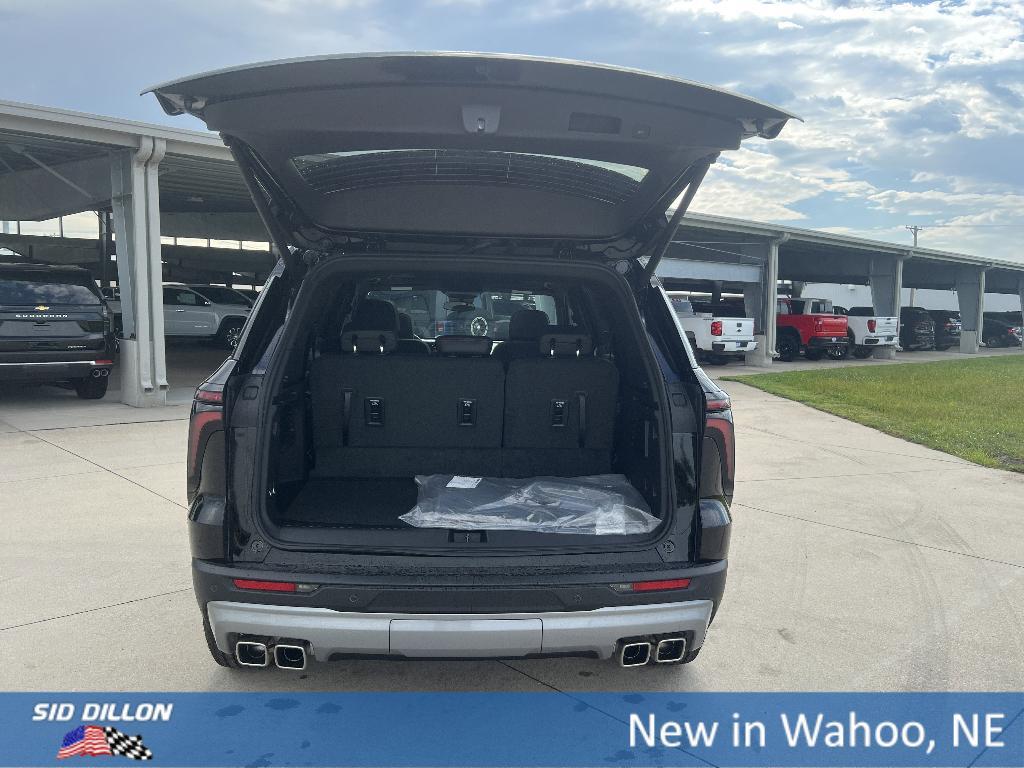 new 2026 Chevrolet Traverse car, priced at $52,919