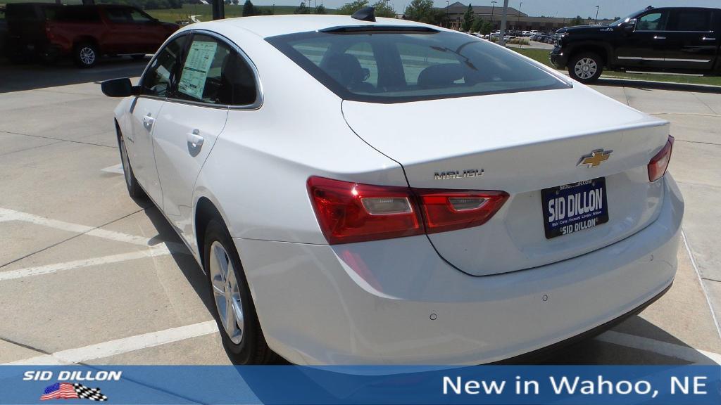 new 2025 Chevrolet Malibu car, priced at $26,685