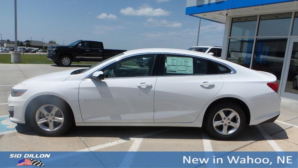 new 2025 Chevrolet Malibu car, priced at $26,685