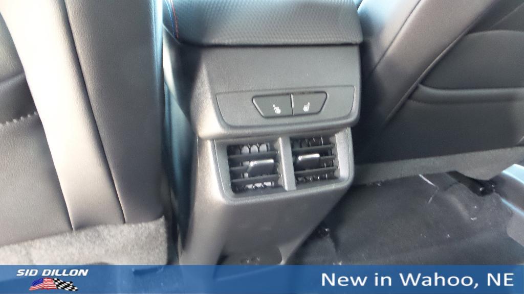 new 2026 Chevrolet Equinox car, priced at $35,404