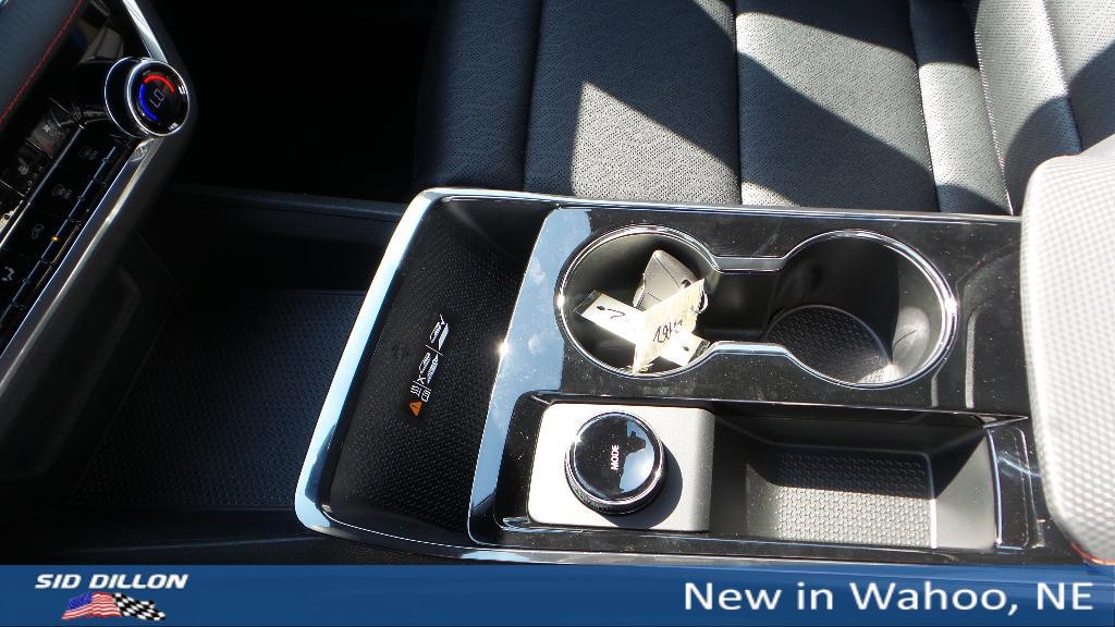 new 2026 Chevrolet Equinox car, priced at $35,404