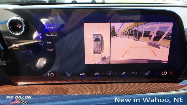 new 2025 Chevrolet Traverse car, priced at $52,130