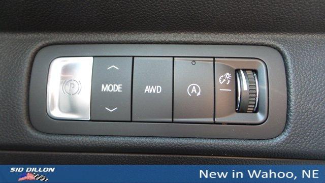 new 2025 Chevrolet Traverse car, priced at $52,130