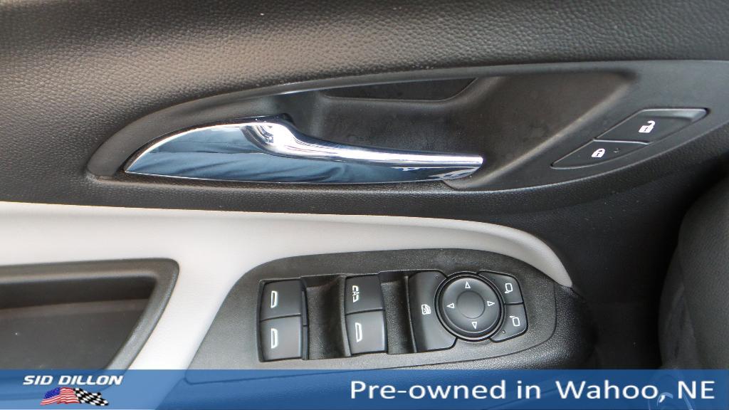 used 2021 Chevrolet Equinox car, priced at $20,991