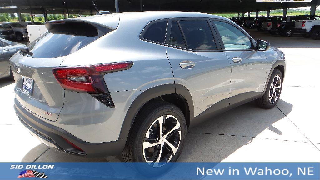 new 2025 Chevrolet Trax car, priced at $25,350