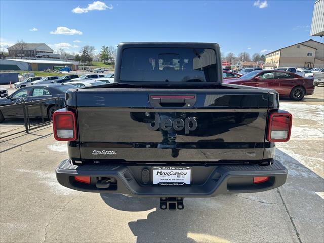 new 2024 Jeep Gladiator car, priced at $46,000