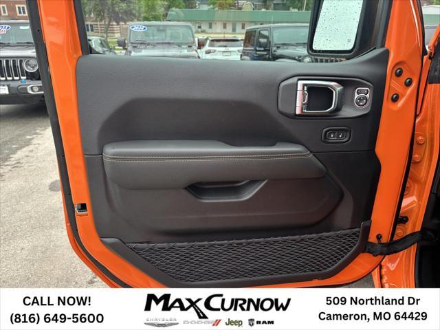 new 2025 Jeep Wrangler car, priced at $51,043