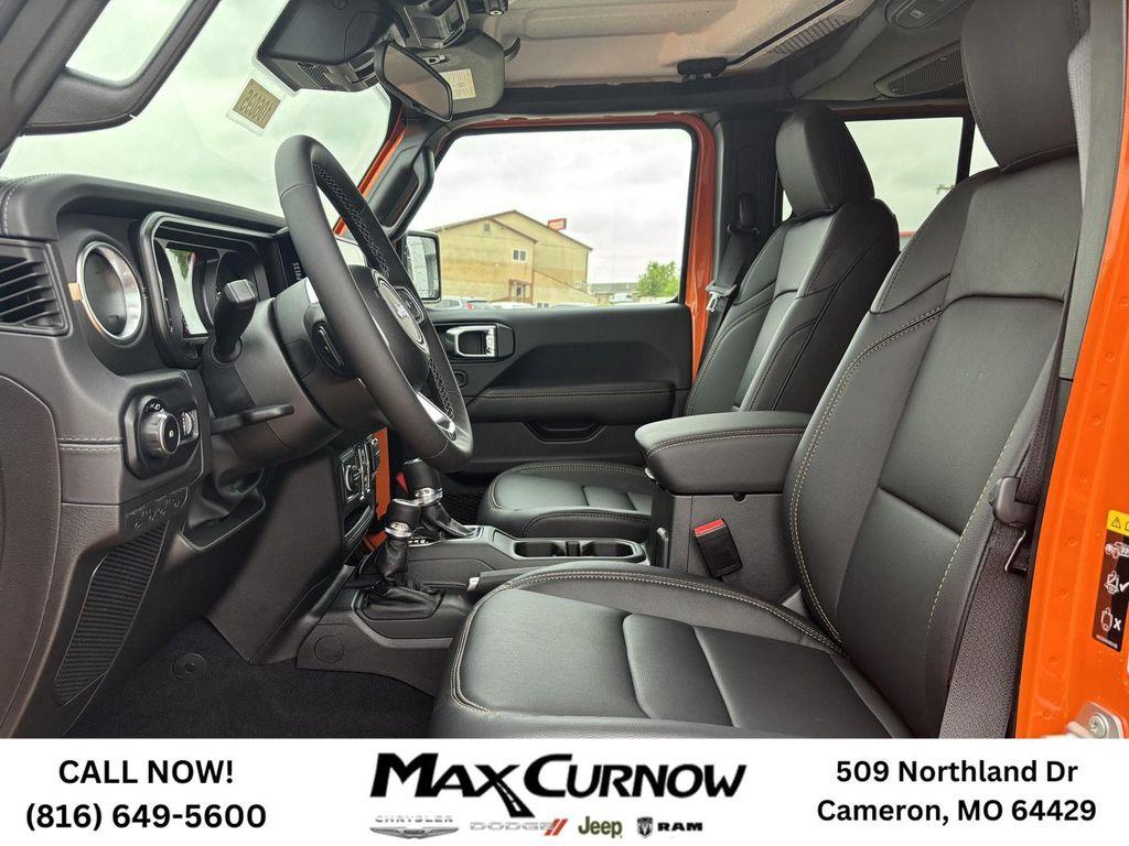 new 2025 Jeep Wrangler car, priced at $49,936