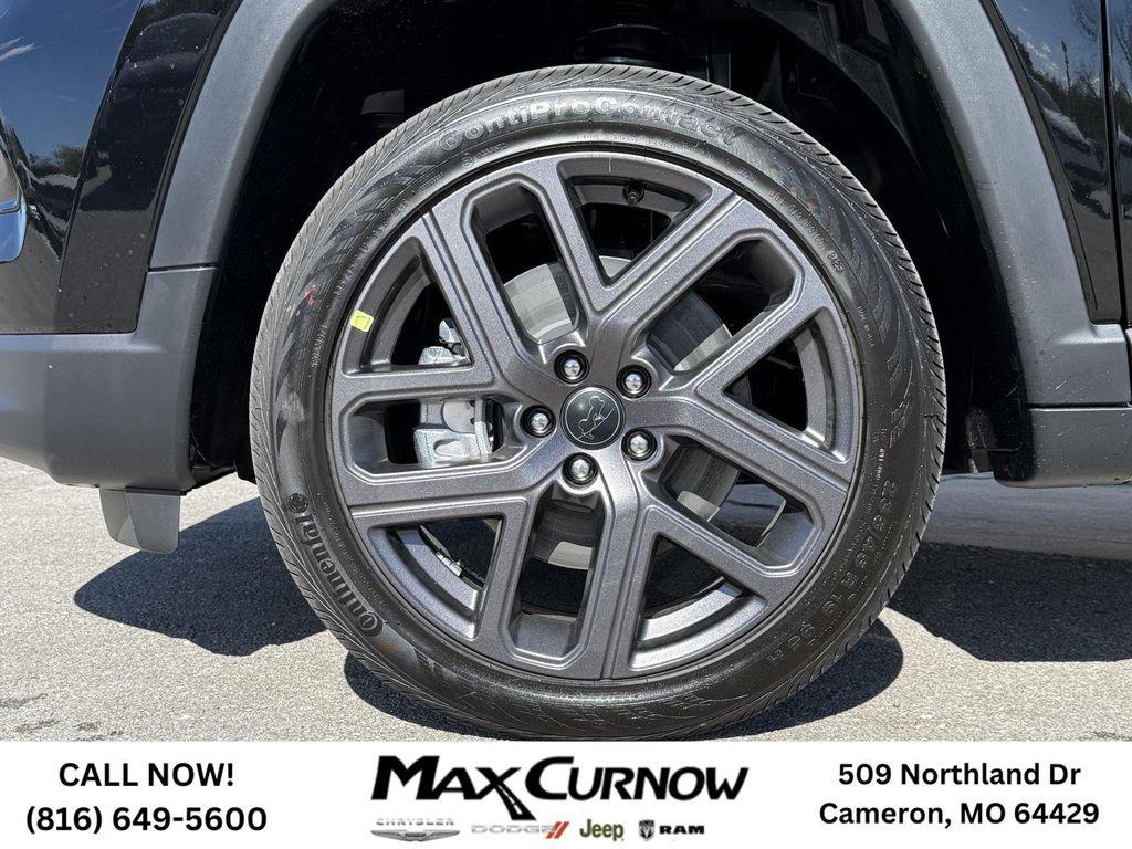 new 2026 Jeep Compass car, priced at $33,776