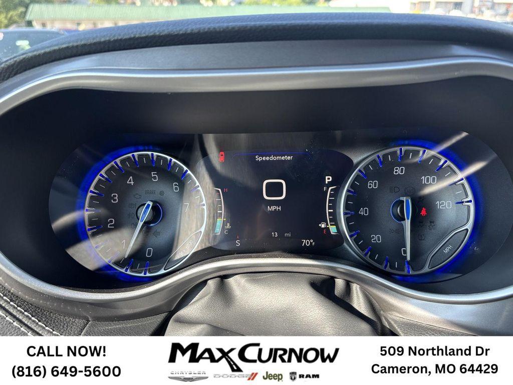 new 2025 Chrysler Pacifica car, priced at $42,663