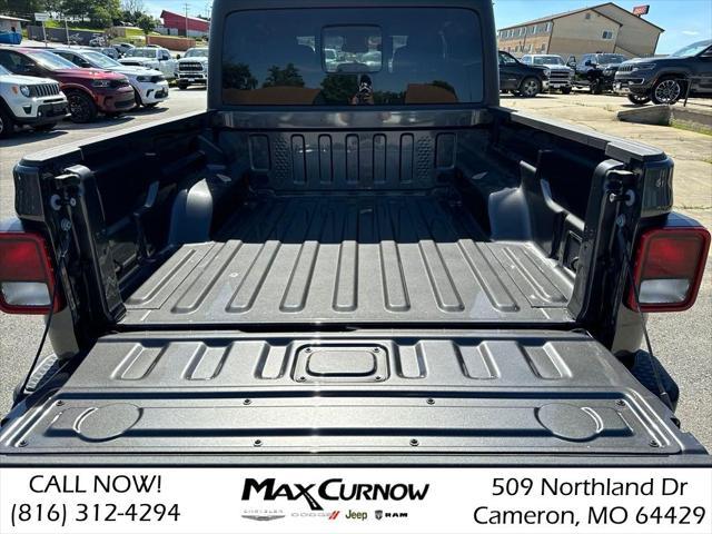 new 2024 Jeep Gladiator car, priced at $41,969