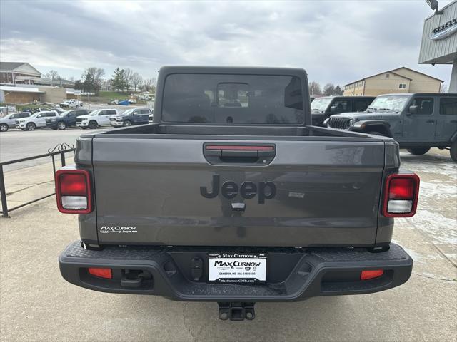 new 2024 Jeep Gladiator car, priced at $46,000