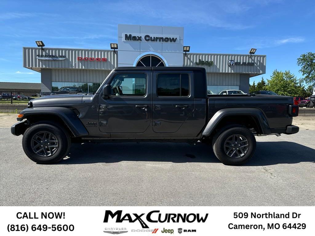 used 2024 Jeep Gladiator car, priced at $41,678