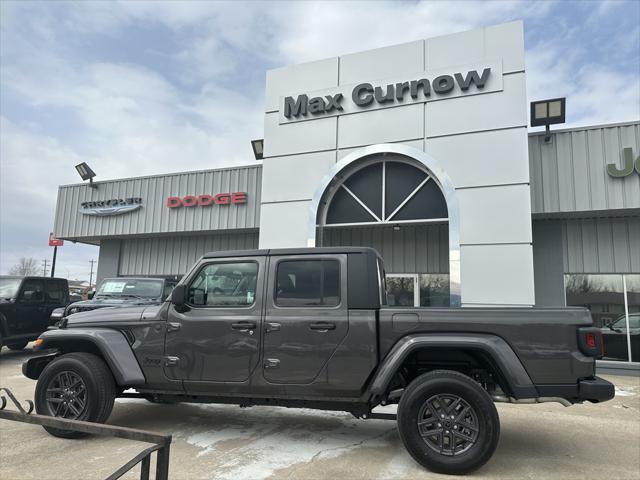 new 2024 Jeep Gladiator car, priced at $46,000