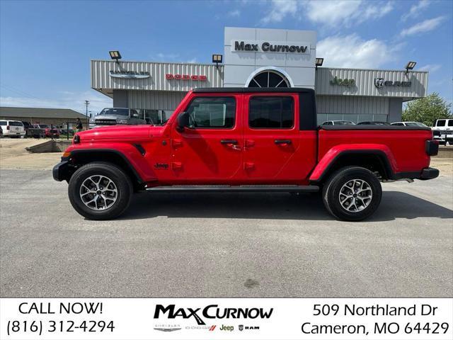 new 2024 Jeep Gladiator car, priced at $45,578