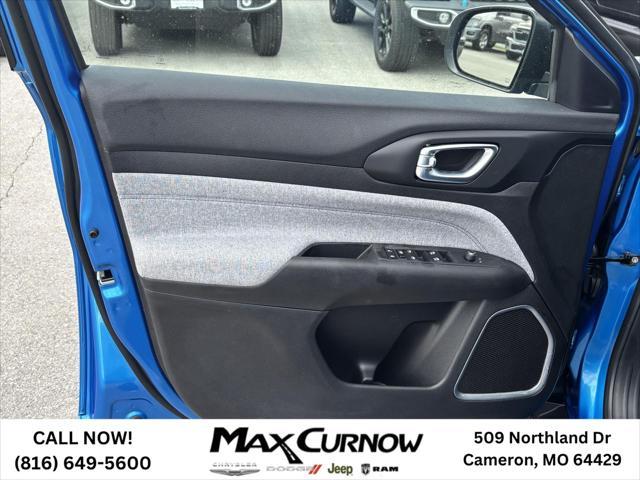 new 2025 Jeep Compass car, priced at $27,740