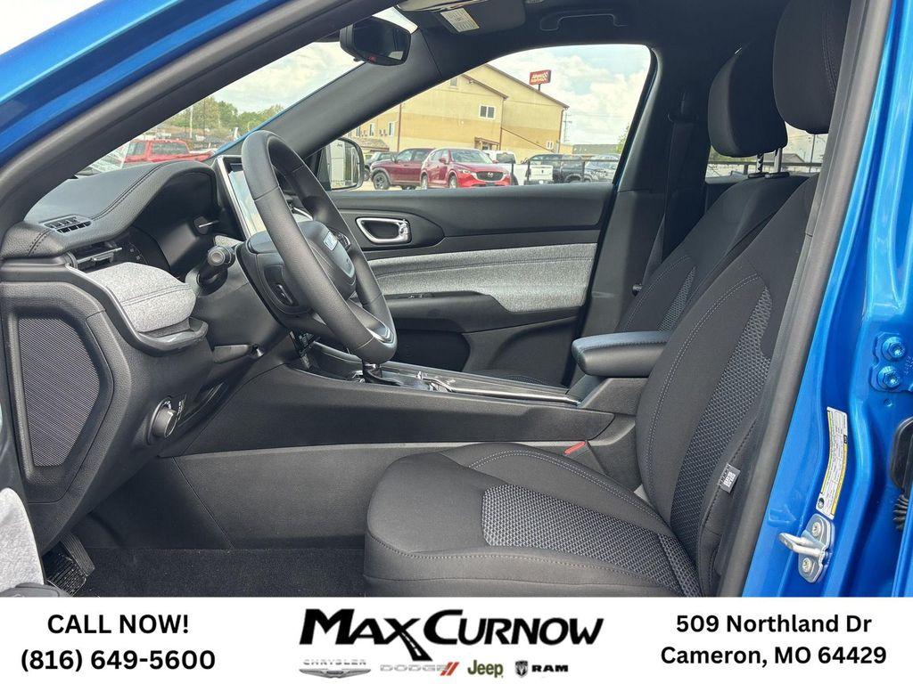 new 2025 Jeep Compass car, priced at $26,898