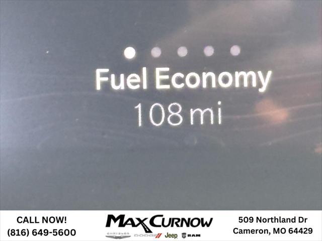 new 2025 Jeep Grand Cherokee car, priced at $38,981