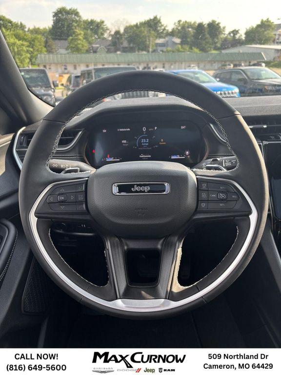 new 2025 Jeep Grand Cherokee car, priced at $39,429