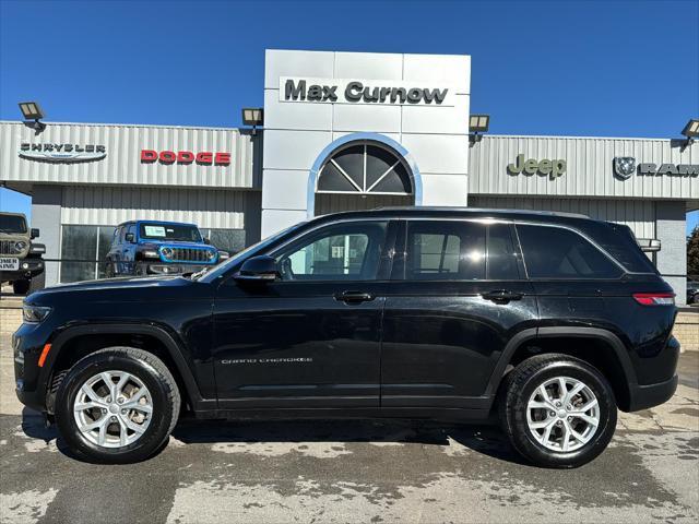 used 2023 Jeep Grand Cherokee car, priced at $32,778