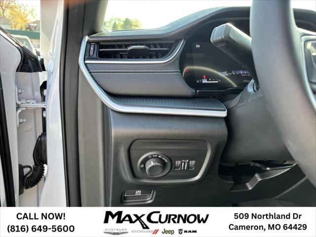 new 2025 Jeep Grand Cherokee car, priced at $41,487