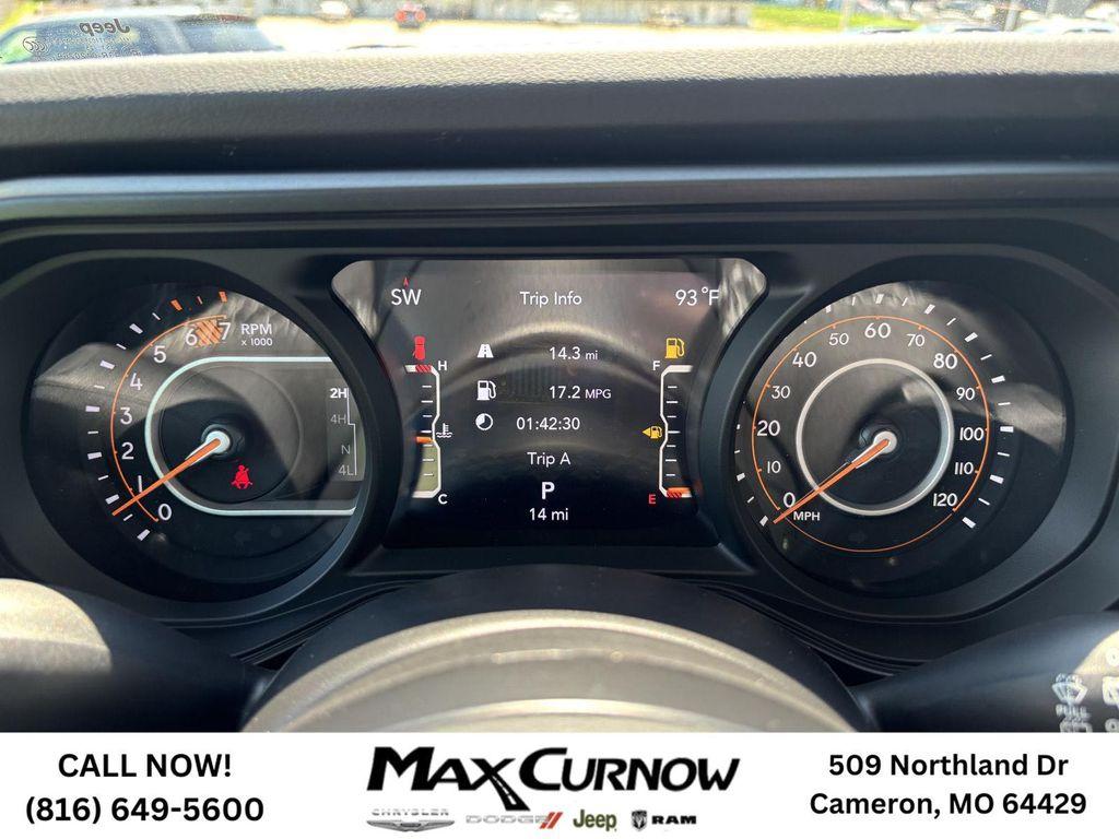 new 2025 Jeep Wrangler car, priced at $55,832