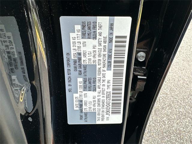 new 2025 Mazda CX-90 car, priced at $51,280