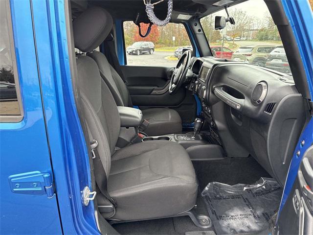 used 2015 Jeep Wrangler Unlimited car, priced at $16,975