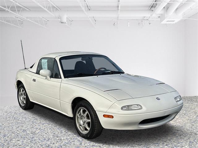 used 1996 Mazda MX-5 Miata car, priced at $9,275