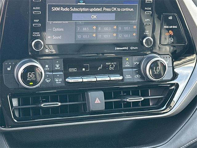 used 2021 Toyota Highlander Hybrid car, priced at $25,775
