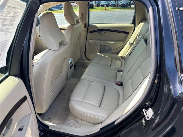 used 2016 Volvo XC70 car, priced at $13,375
