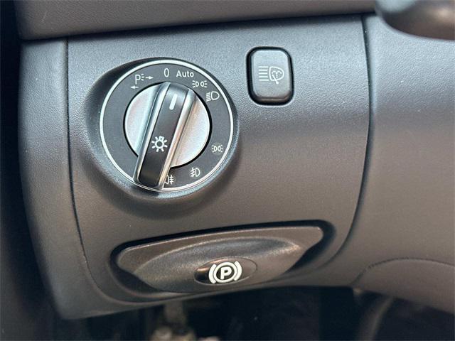 used 2007 Mercedes-Benz SL-Class car, priced at $20,975