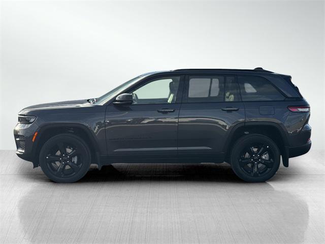 new 2025 Jeep Grand Cherokee car, priced at $49,595