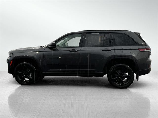 used 2023 Jeep Grand Cherokee car, priced at $39,908