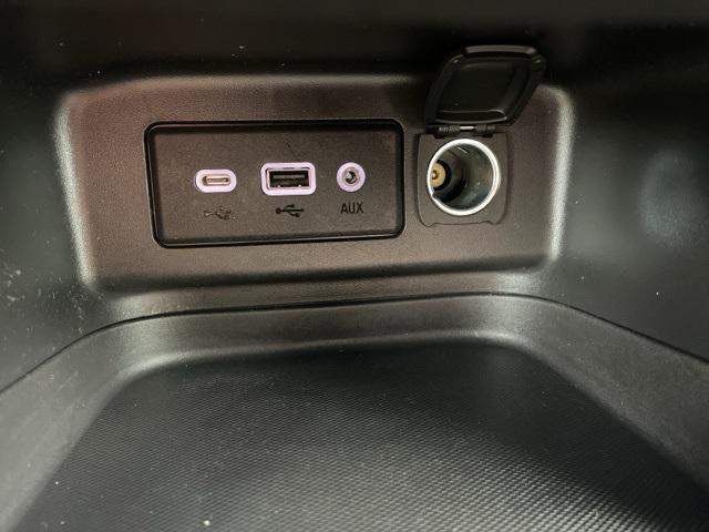 used 2023 Chevrolet Equinox car, priced at $24,000