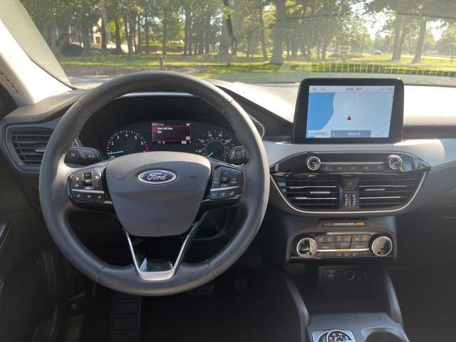 used 2022 Ford Escape car, priced at $21,984