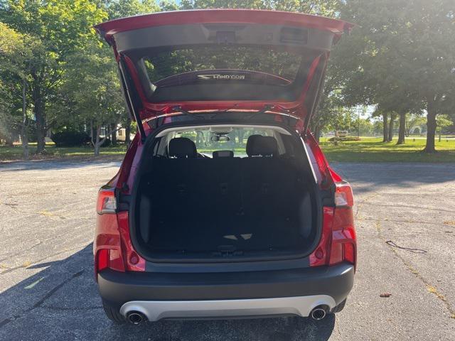 used 2022 Ford Escape car, priced at $21,984