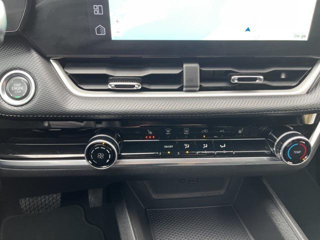 used 2025 Chevrolet Equinox car, priced at $28,000