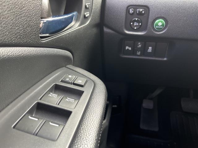 used 2019 Honda Pilot car, priced at $27,995