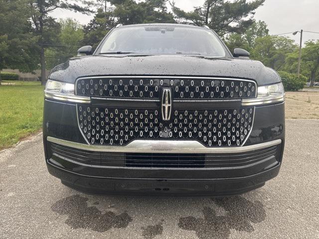 new 2025 Lincoln Navigator car, priced at $111,480