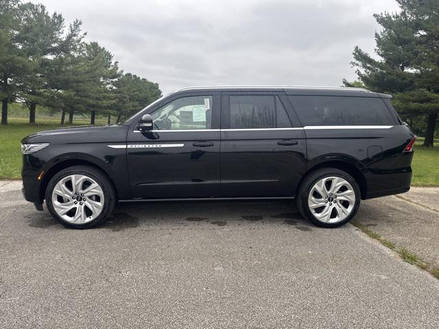 new 2025 Lincoln Navigator car, priced at $111,480