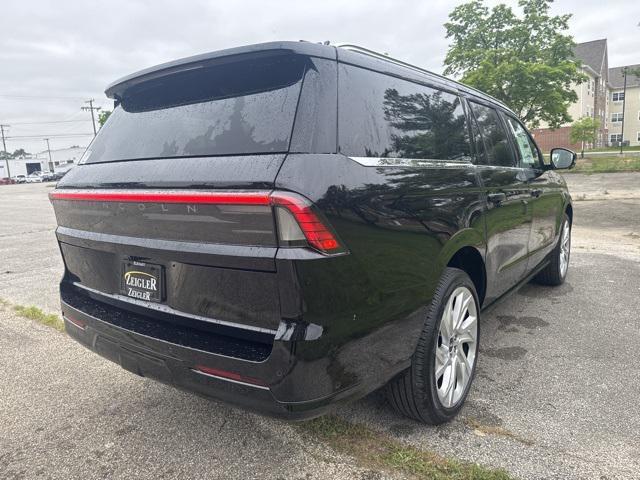 new 2025 Lincoln Navigator car, priced at $111,480