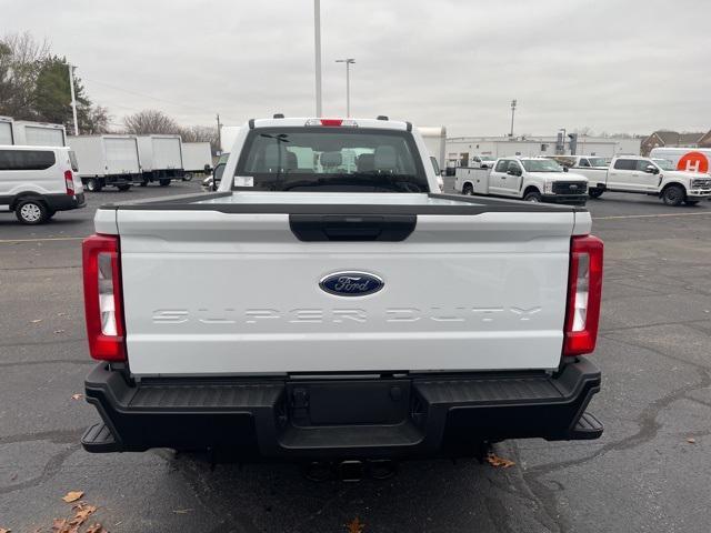 new 2024 Ford F-350 car, priced at $64,567