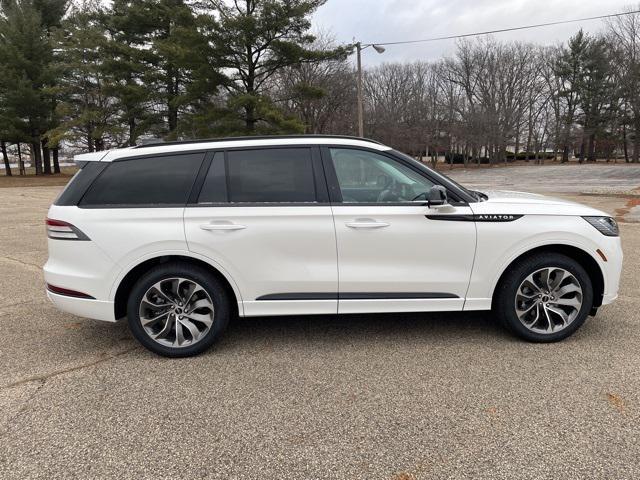 new 2025 Lincoln Aviator car, priced at $65,426