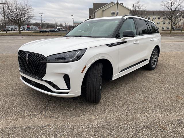 new 2025 Lincoln Aviator car, priced at $65,426